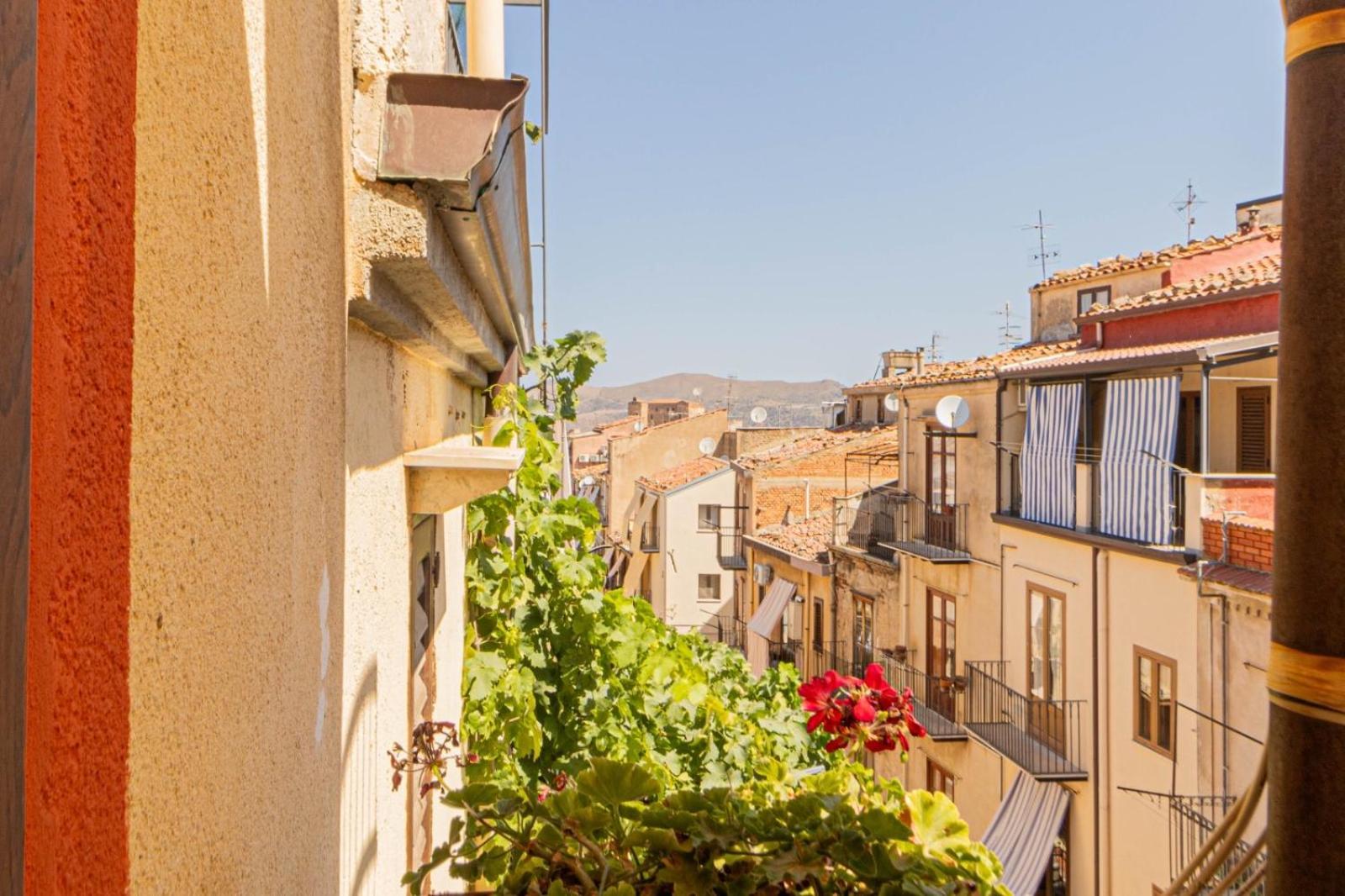 Hotel Casa a chiazzetta Castelbuono  Esterno foto