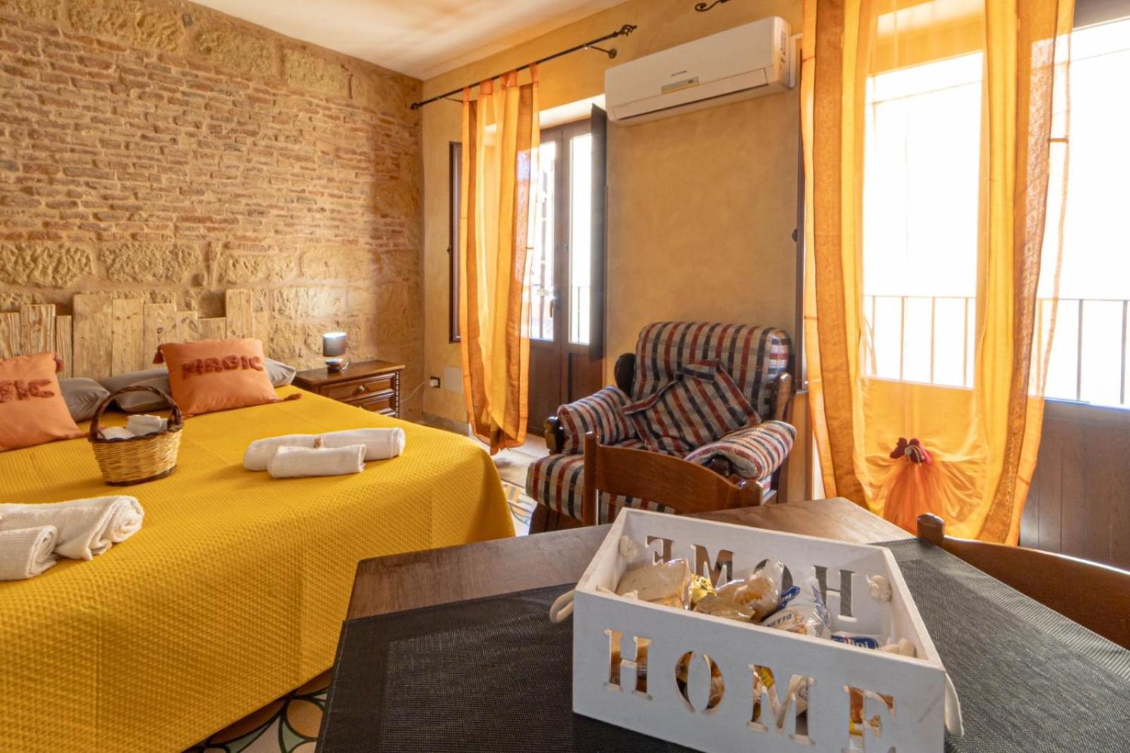 Hotel Casa a chiazzetta Castelbuono  Esterno foto