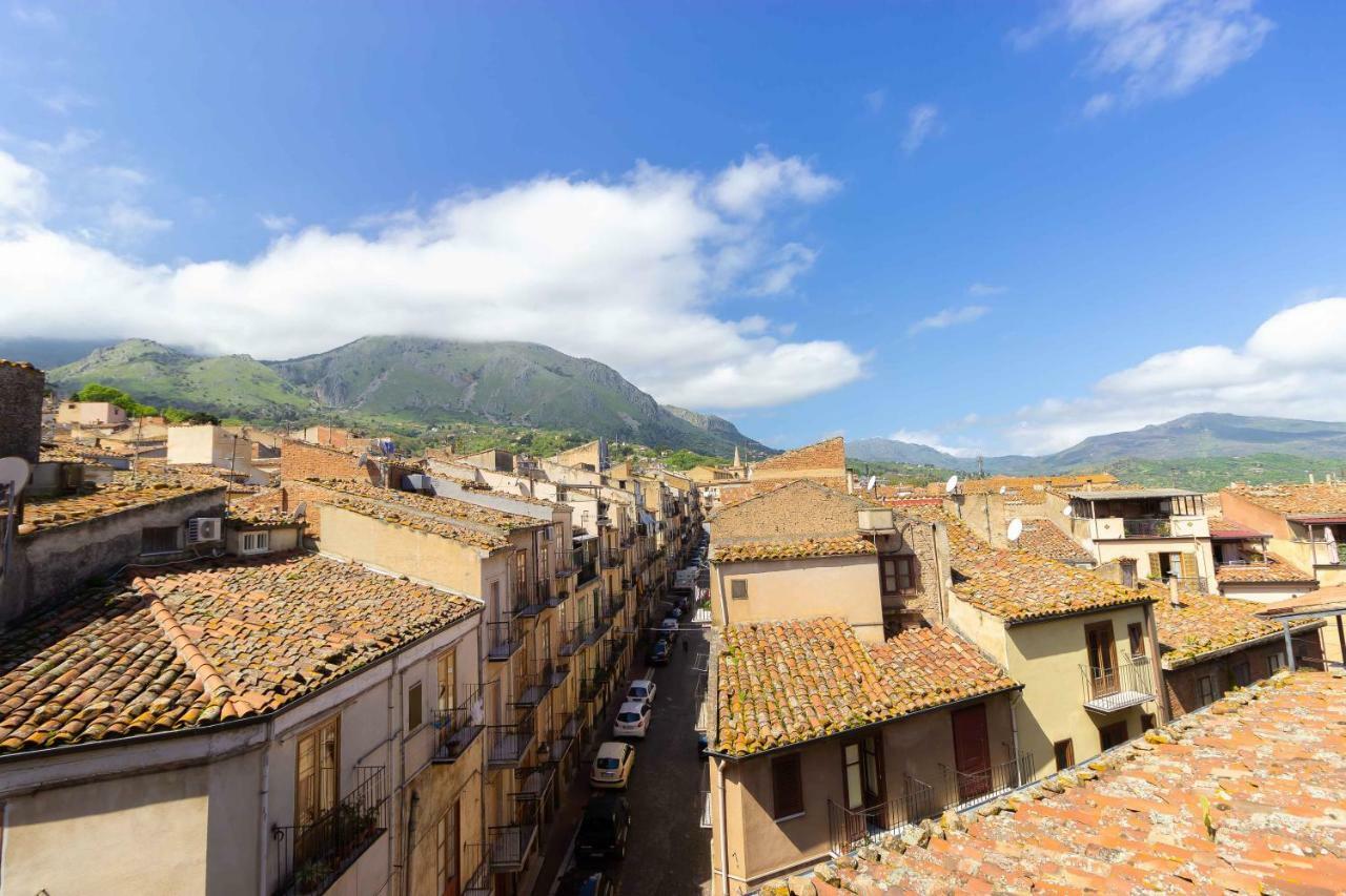 Hotel Casa a chiazzetta Castelbuono  Esterno foto